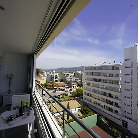 Apartamento En Centro De La Ciudad Frente Al Mar